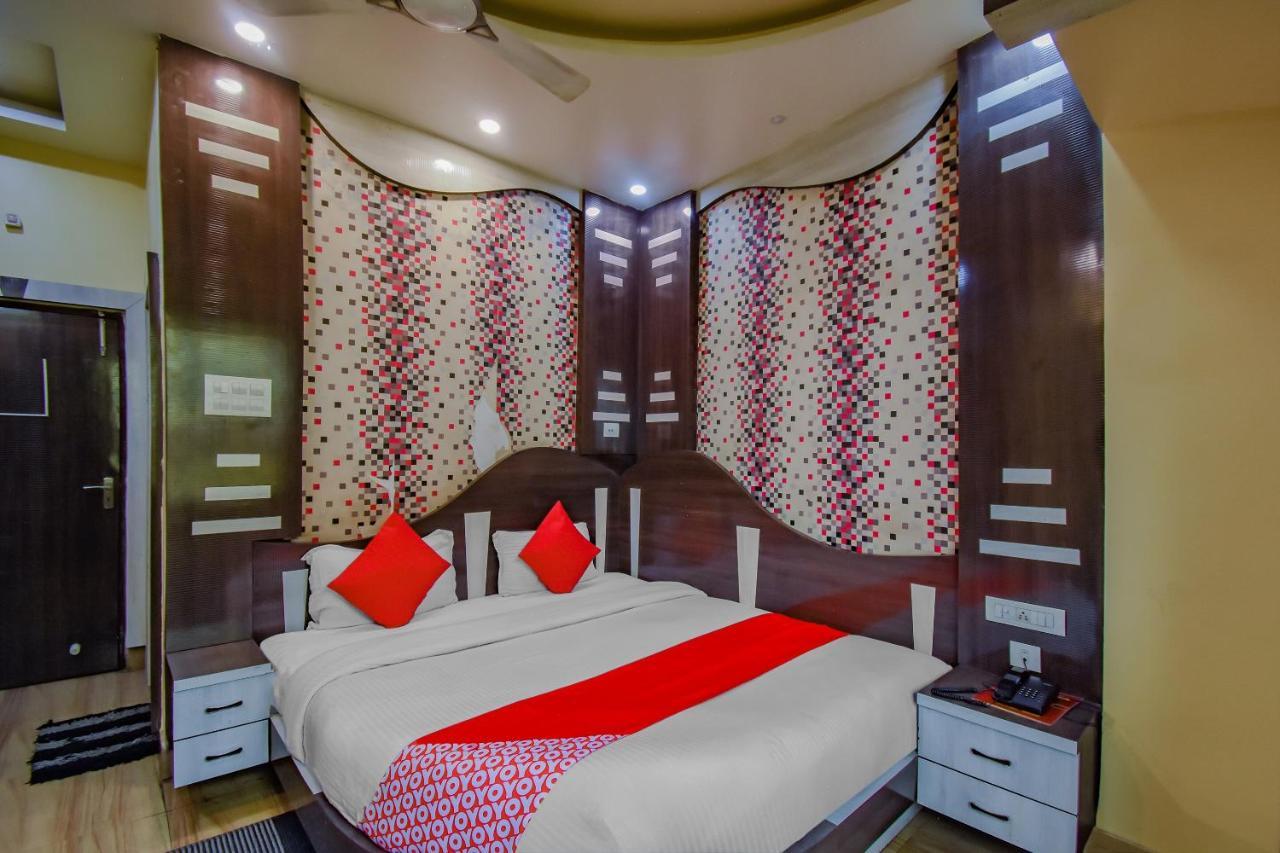 OYO 1851 Hotel Sefali Deluxe- Hygiene Ensured Calcutta Eksteriør billede
